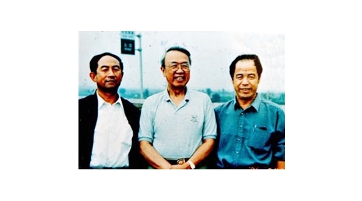 楊金泉、劉俊謙與聯(lián)合國副秘書長的合影